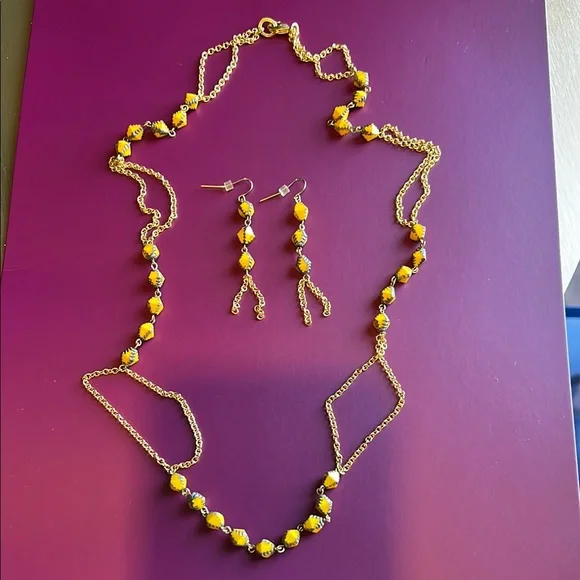 Authentic Seasonal Whispers Gold and Yellow Beaded Necklace and Earring Set New - Picture 11 of 17